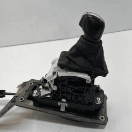 2011-2012 VOLKSWAGEN TOUAREG AUTOMATIC GEAR SHIFTER SELECTOR LEVER & CABLE 