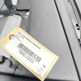 2019-2022 JEEP GRAND CHEROKEE FRONT RIGHT PASSENGER DOOR PANEL TRIM COVER O