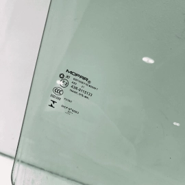 2011-2021 JEEP GRAND CHEROKEE FRONT RIGHT PASSENGER DOOR WINDOW GLASS OEM