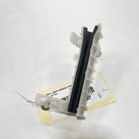 11-21 JEEP GRAND CHEROKEE REAR LEFT DOOR LOCK LATCH ACTUATOR BRACKET OEM 11-21 JEEP GRAND CHEROKEE REAR LEFT DOOR LOCK LATCH ACTUATOR BRACKET OEM