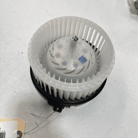 2018 - 2019 GMC TERRAIN A/C HVAC AIR CONDITIONING HEATER BLOWER MOTOR OEM