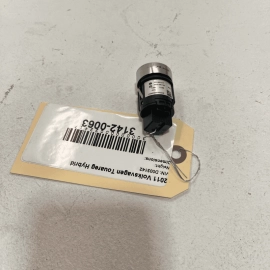 VOLKSWAGEN TOUAREG 2011 - 2017 ENGINE START STOP IGNITION SWITCH BUTTON OEM