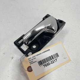 11-21 JEEP GRAND CHEROKEE REAR LEFT DRIVER SIDE INTERIOR DOOR HANDLE OEM