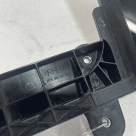 VOLKSWAGEN TIGUAN REAR RIGHT SIDE DOOR WINDOW CORNER FIXED GLASS 2018-2023 