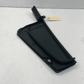 VOLKSWAGEN TIGUAN REAR RIGHT SIDE DOOR WINDOW CORNER FIXED GLASS 2018-2023 