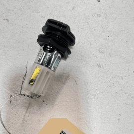 VW TOUAREG TIGUAN  2011-2014 12 V POWER OUTLET SOCKET OEM