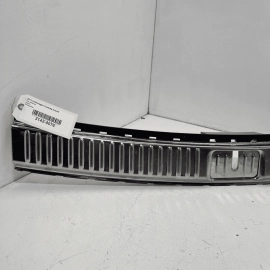 VW VOLKSWAGEN TOUAREG 2011-2017 TRUNK LATCH LOCK SILL SCUFF PLATE TRIM COVE