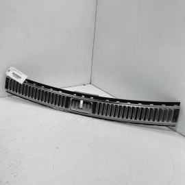 VW VOLKSWAGEN TOUAREG 2011-2017 TRUNK LATCH LOCK SILL SCUFF PLATE TRIM COVE