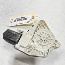 2011-2017 Volkswagen TOUAREG - Front Right Passenger Side Power Window Moto