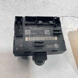 VW TOUAREG 2011-2013 FRONT RIGHT PASSENGER SIDE DOOR COMPUTER CONTROL MODUL