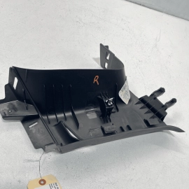 JEEP GRAND CHEROKEE 2016-21 REAR RIGHT PASSENGER C PILLAR MOLDING TRIM PANE