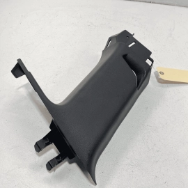 JEEP GRAND CHEROKEE 2016-21 REAR RIGHT PASSENGER C PILLAR MOLDING TRIM PANE