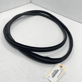 2011-2021 JEEP GRAND CHEROKEE FRONT RIGHT OR LEFT DOOR SEAL WEATHERSTRIP OE