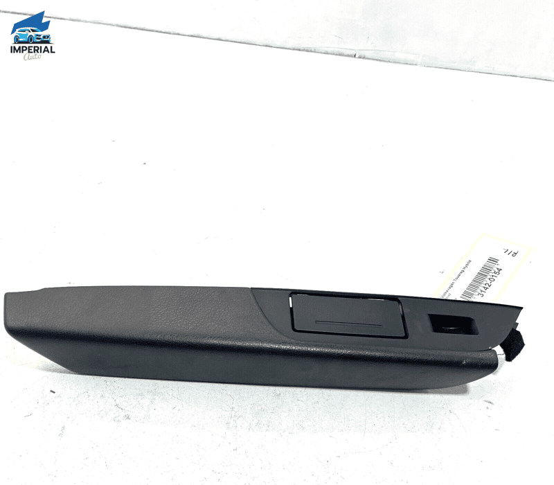 VOLKSWAGEN TOUAREG 2011-17 REAR LEFT DRIVER SIDE INTERIOR DOOR PANEL ARMRES