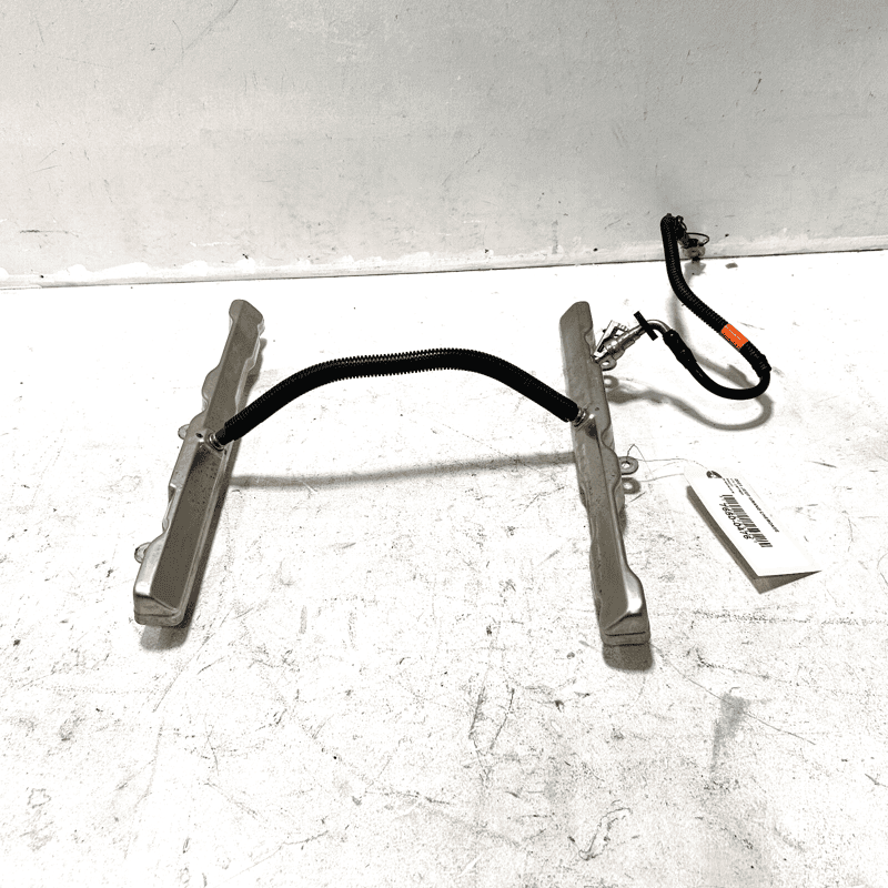 JEEP GRAND CHEROKEE 2020-2021 5.7L Fuel Rail & Fuel Supply Jumper OEM