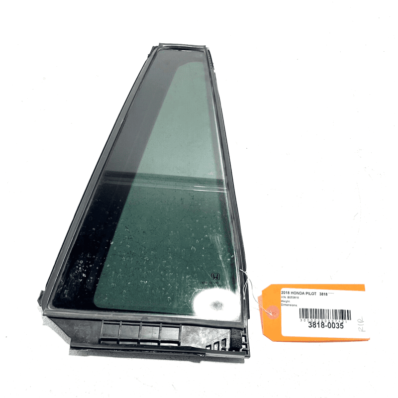 2016 - 2021 HONDA PILOT REAR RIGHT PASSENGER SIDE DOOR WINDOW CORNER GLASS 