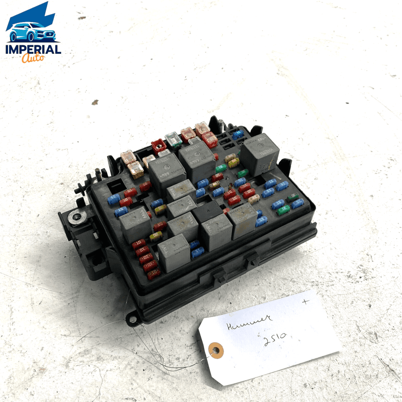 2003 - 2007 HUMMER H2 Fuse Block Engine Wiring Harness Connection OEM
