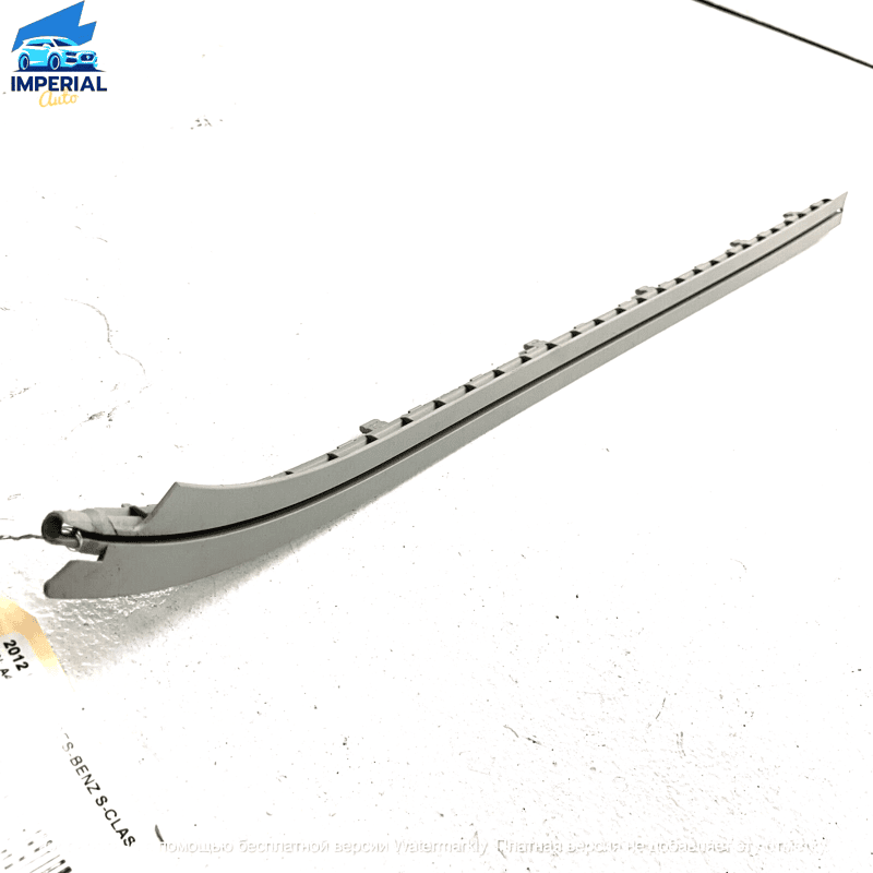 Rear Passenger Side Quarter C Pillar Sunshade Rail OEM 07-13 MERCEDES S550 