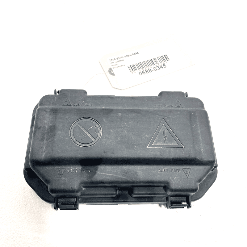 FUSE RELAY POWER DISTRIBUTION BOX UPPER COVER LID OEM 2014-2020 BMW 4 SERIE