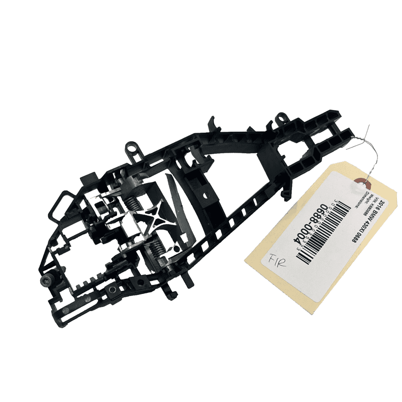 2017-2020 BMW 430I FRONT RIGHT PASSENGER DOOR EXTERIOR HANDLE BASE BRACKET 