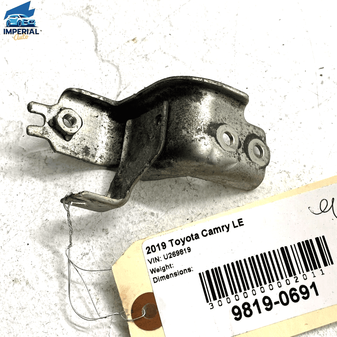 2018-2021 Toyota Camry 2.5L LE SE XSE Vapor Canister Purge Solenoid Bracket
