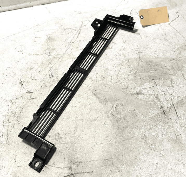 Engine Motor Radiator Cooling Coolant Upper Bracket Infiniti Q50 2016-2020 