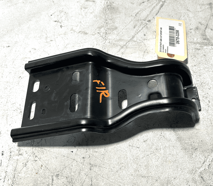Front Right Bumper Reinforcement Impact Bar Bracket Infiniti Q50 2014-2020 