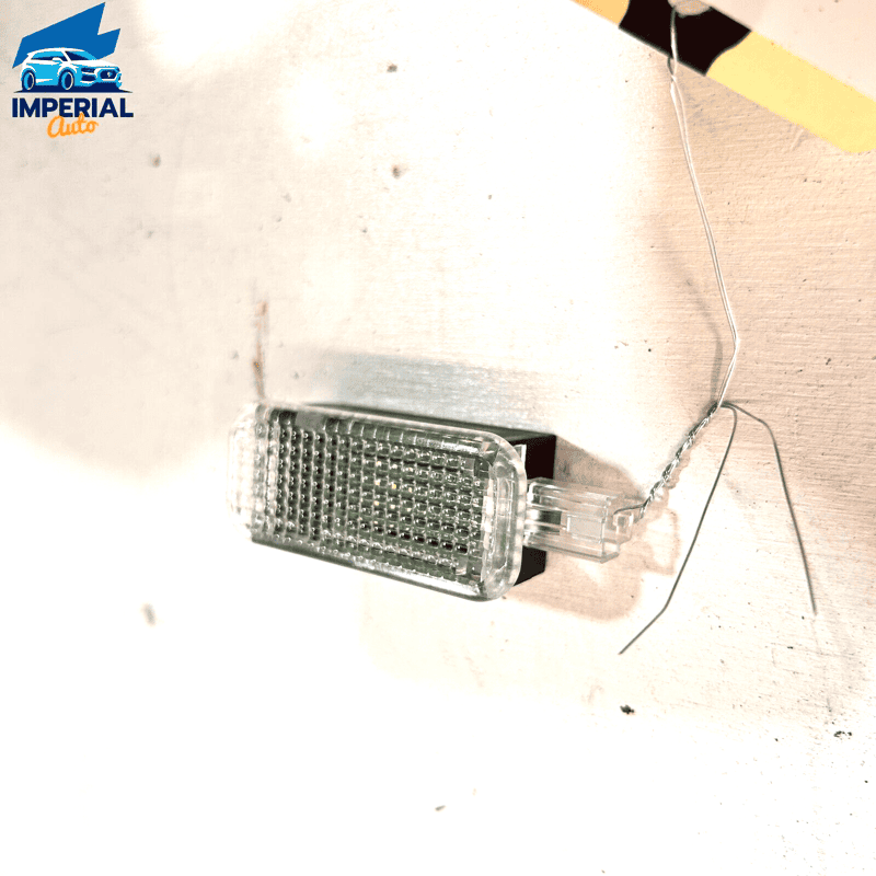AUDI A6 Quattro 05-23 FRONT OR REAR UNDER SEAT FOOTWELL INTERIOR LIGHT LAMP
