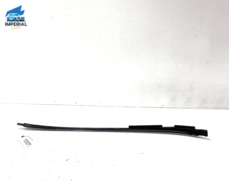 MERCEDES S550 2010-2013 RIGHT SIDE PANORAMIC ROOF MOLDING SEAL TRIM COVER O