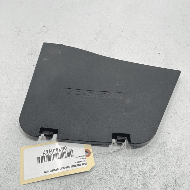 14-20 INFINITI Q50 FRONT PASSENGER SIDE COWL BRAKE FLUID ACCESS COVER LID O
