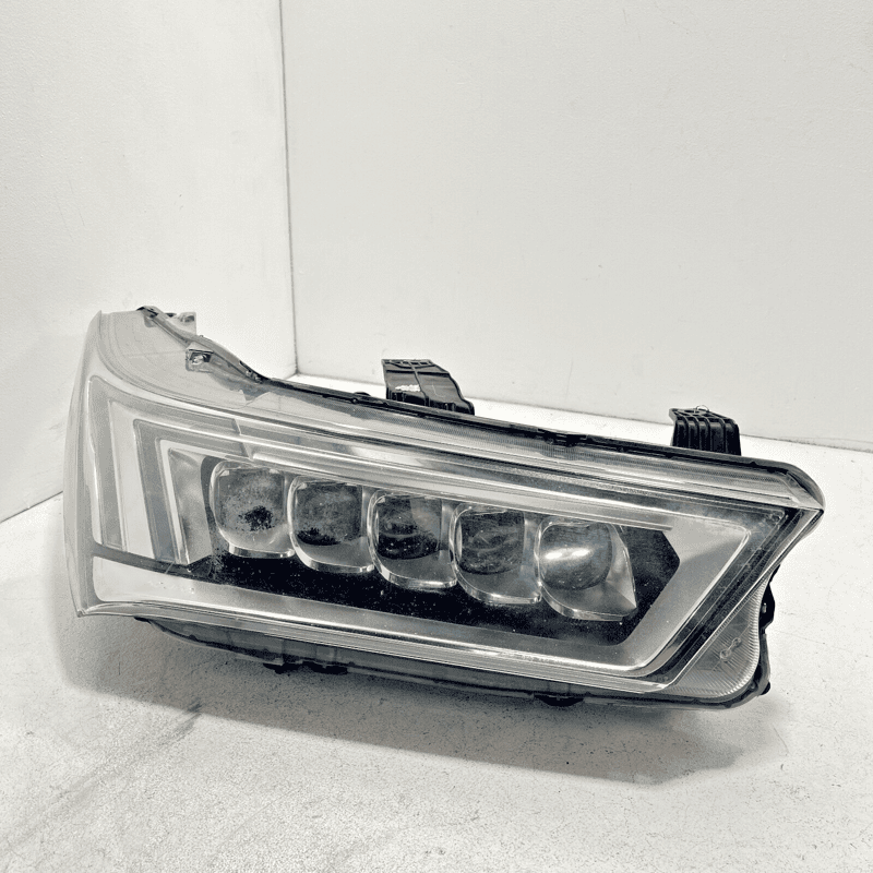 2017-2020 ACURA MDX FRONT RIGHT PASSENGER  SIDE LED HEADLIGHT OEM