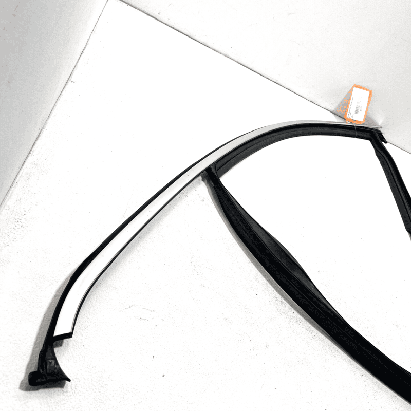 AUDI Q7 2017-2023 Front Left Driver Side Window Run Channel W/Molding OEM AUDI Q7 2017-2023 Front Left Driver Side Window Run Channel W/Molding OEM