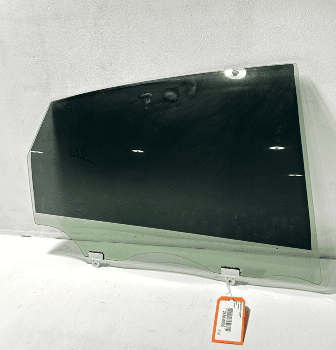 Rear Right Passenger Side Door Window Glass Infiniti QX50 2016-2017 OEM