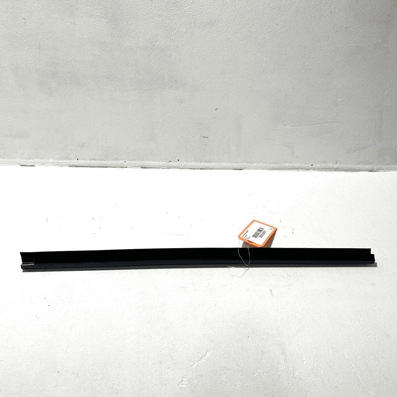 Rear Right Door Window Belt Weatherstrip Seal Infiniti QX50 2016-2017 OEM