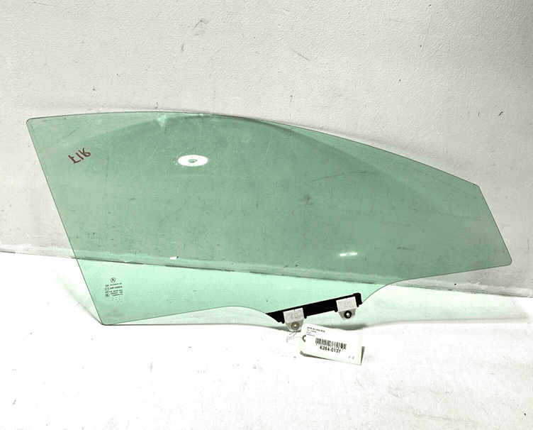 2014-2018 ACURA RDX Front Right Passenger Side Door Window Glass OEM