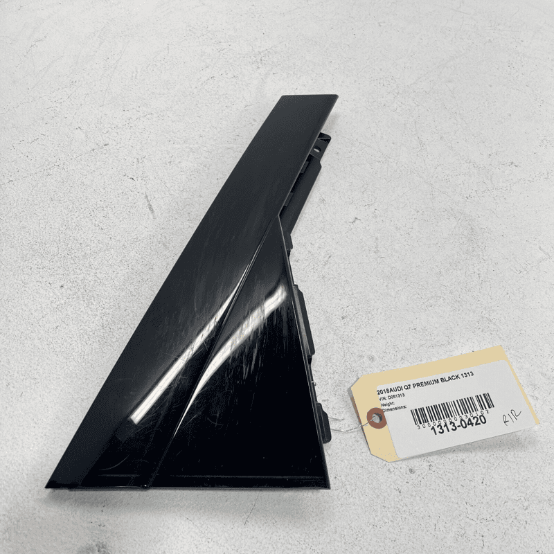 2017-18-2023 AUDI Q7  DOOR CORNER APPLIQUE COVER TRIM BLACK REAR RIGHT SIDE