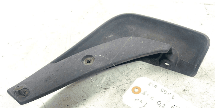 2010-2013 Kia Forte Rear Left Fender Splash Mud Guard Flap OEM 868411M000 