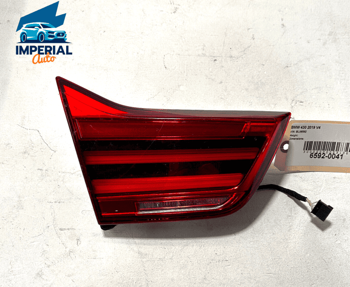 !SCRATCHED 2018-19 BMW 430I REAR DRIVER SIDE TAILLIGHT INNER IN TRUNK LID O