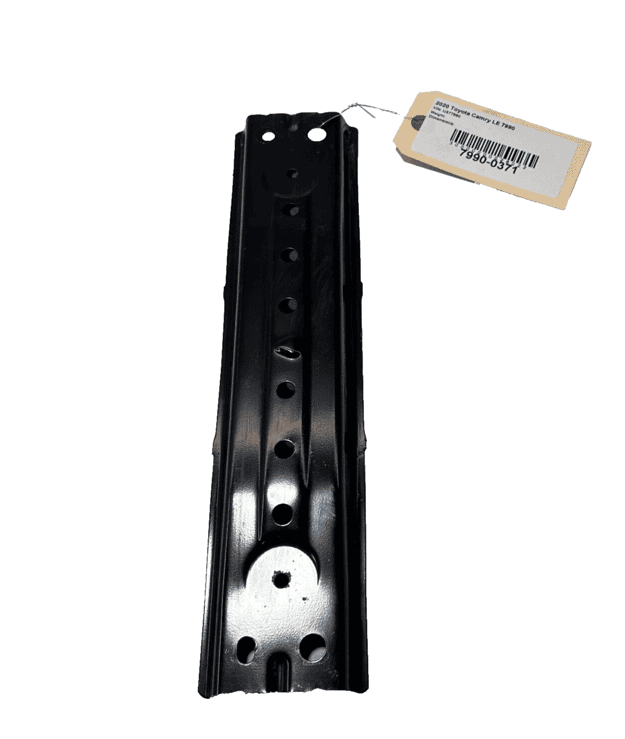 2018 - 2023 TOYOTA CAMRY FRONT FLOOR PAN SUPPORT REINFORCEMENT BRACE BRACKE