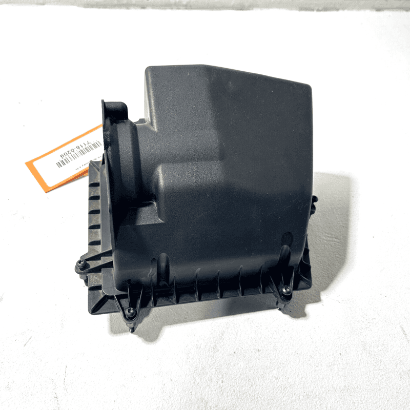 2017-2019 JAGUAR XE XF F-PACE UPPER ENGINE AIR INTAKE CLEANER FILTER BOX OE