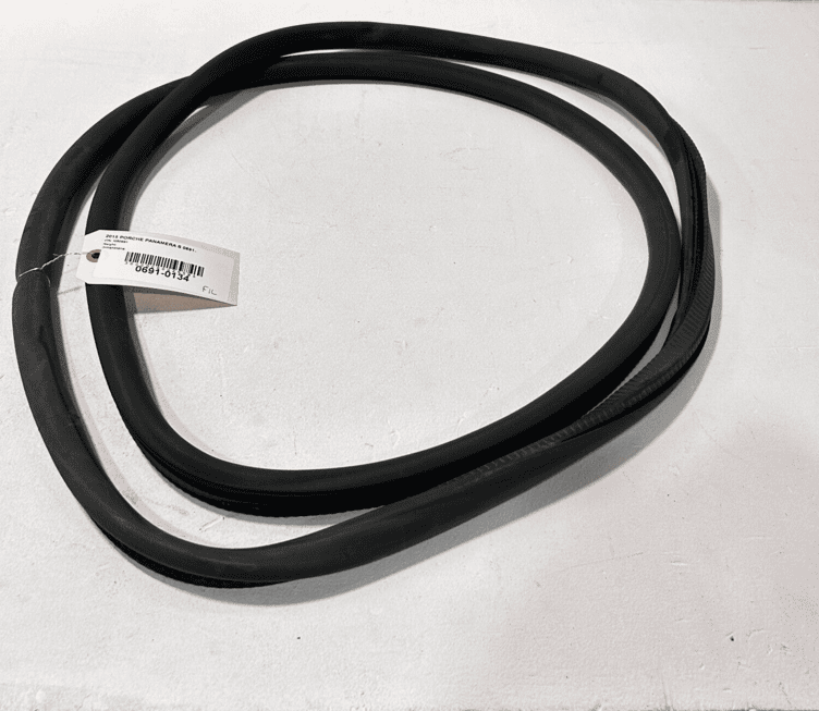 2010-11-12-13-14-15-2016 PORSCHE PANAMERA FRONT LEFT DOOR SEALING OEM