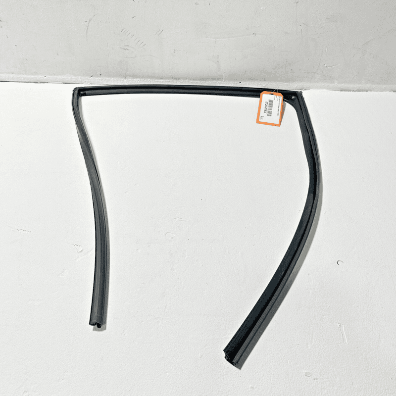 2015-2020 ACURA TLX REAR RIGHT PASSENGER SIDE DOOR WINDOW GLASS RUN CHANNEL