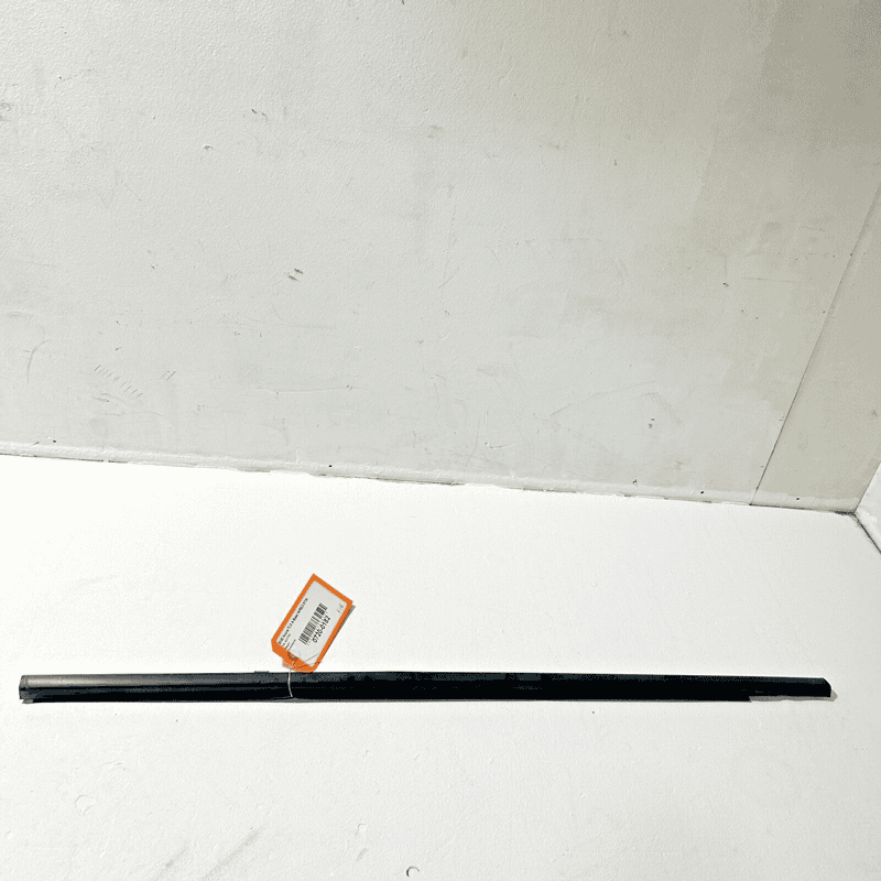 2018-2020 ACURA TLX FRONT RIGHT PASSENGER SIDE DOOR WINDOW BELT MOLDING OEM