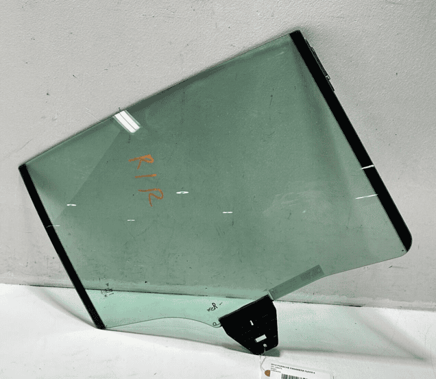 PORSCHE PANAMERA REAR RIGHT PASSENGER SIDE DOOR WINDOW GLASS OEM 2010 - 201