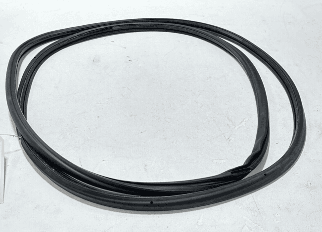 2010-11-12-13-14-15-2016 PORSCHE PANAMERA LEFT FRONT DOOR WEATHER STRIP SEA