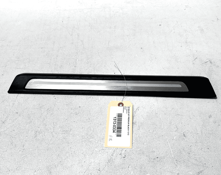 Front Right Door Sill Scuff Step Plate Trim AUDI Q7 2017-2023 OEM