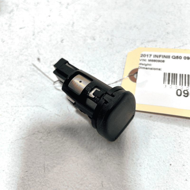 Car Power Socket Auto Cigarette Lighter Infiniti Q50 2017 OEM