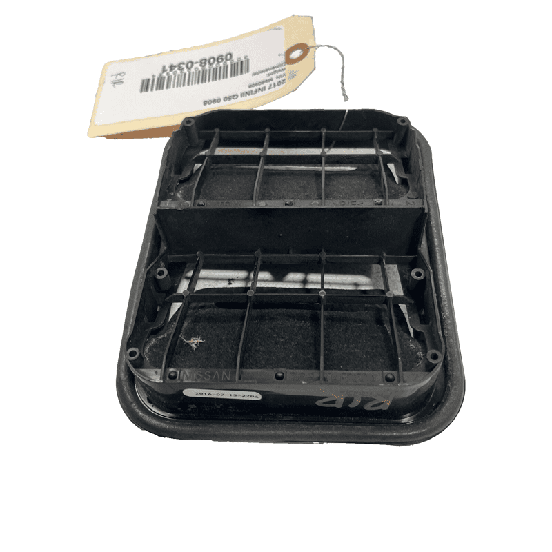 2014-2020 INFINITI Q50 REAR RIGHT QUARTER AIR DRAFTER PRESSURE VENT GRILLE 