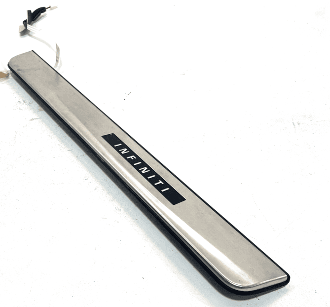 2016-20 INFINITI Q50 FRONT LEFT DRIVER DOOR STEP SILL SCUFF PLATE COVER TRI