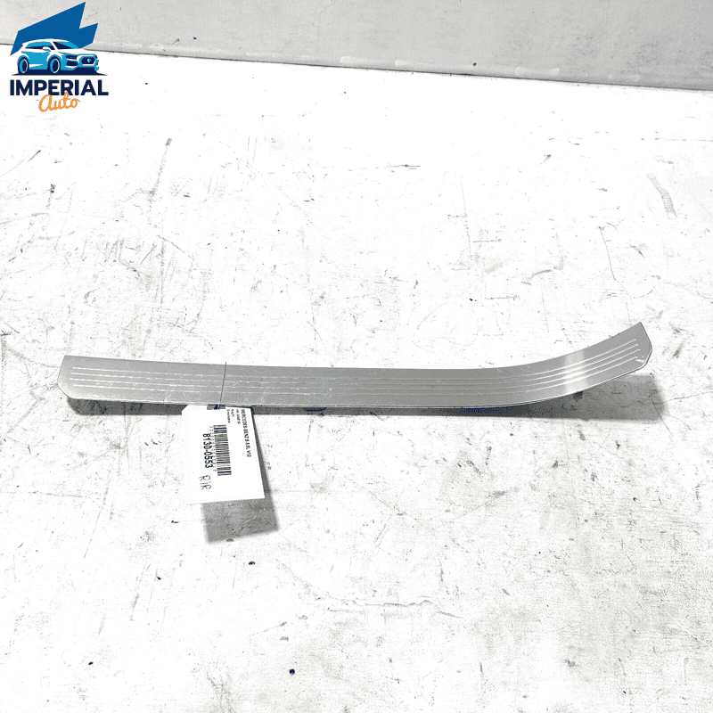 07-13 Mercedes S600 S550 S63 Rear Passenger Side Outer Sill Scuff Plate Tri
